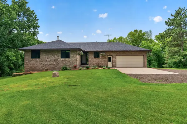 18604 Flamingo Street Nw, Cedar, MN 55011