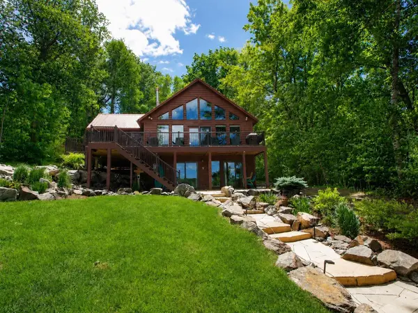 14066W Snowshoe Lane, Stone Lake, WI 54876