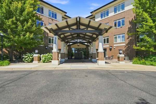 3251 Louisiana Avenue S #317, Saint Louis Park, MN 55426