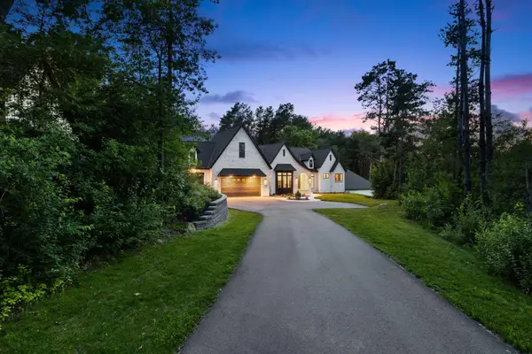 5736 57th Street Cove N, Lake Elmo, MN 55042