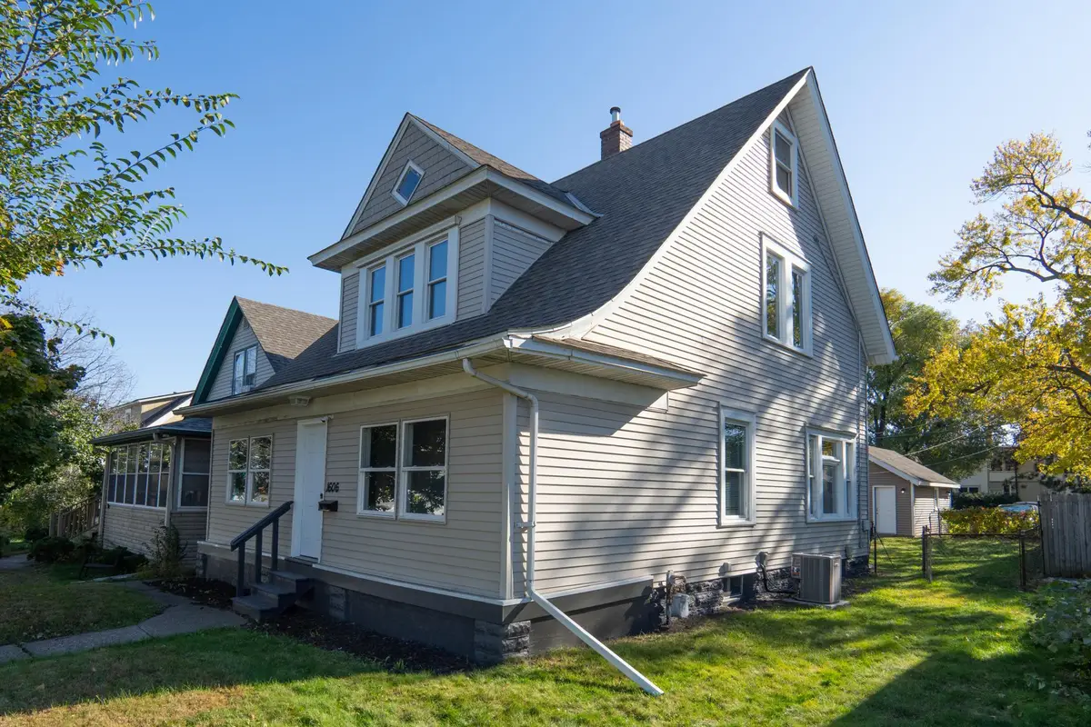 1606 Concordia Avenue, Saint Paul, MN 55104 - #1