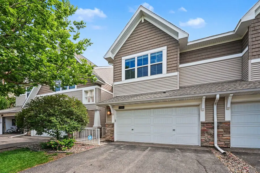 15493 June Grass Lane, Eden Prairie, MN 55347 - #2