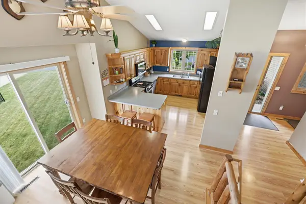 1202 Sunset Boulevard Nw, Montgomery, MN 56069