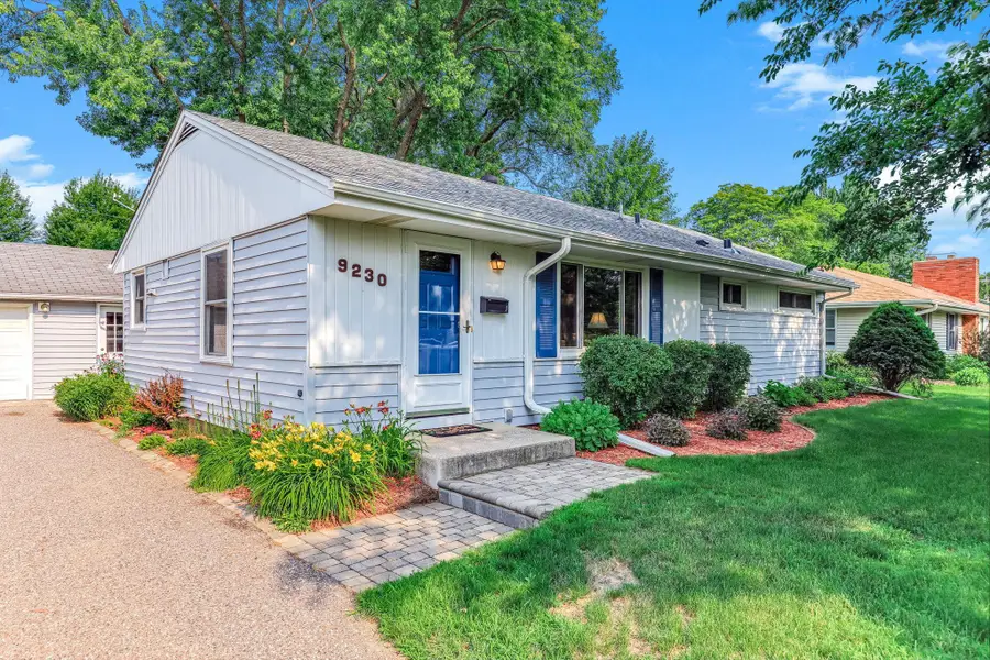 9230 Clinton Avenue S, Bloomington, MN 55420 - #3