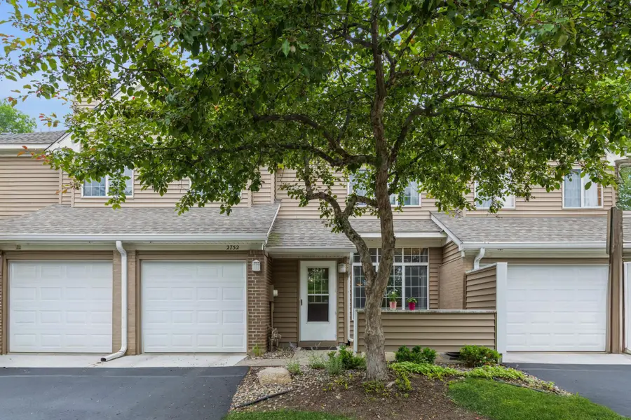 2752 Autumnwood Lane, Minnetonka, MN 55305 - #2