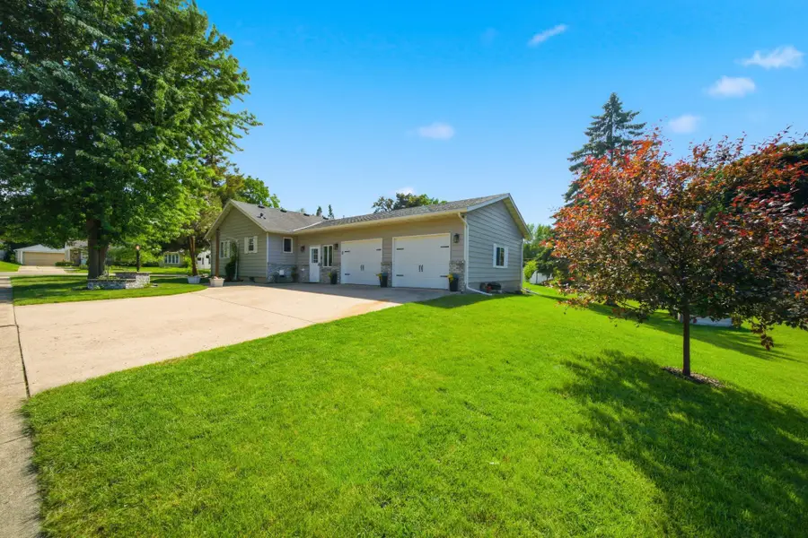 234 W Mckinley Street, Owatonna, MN 55060 - #3