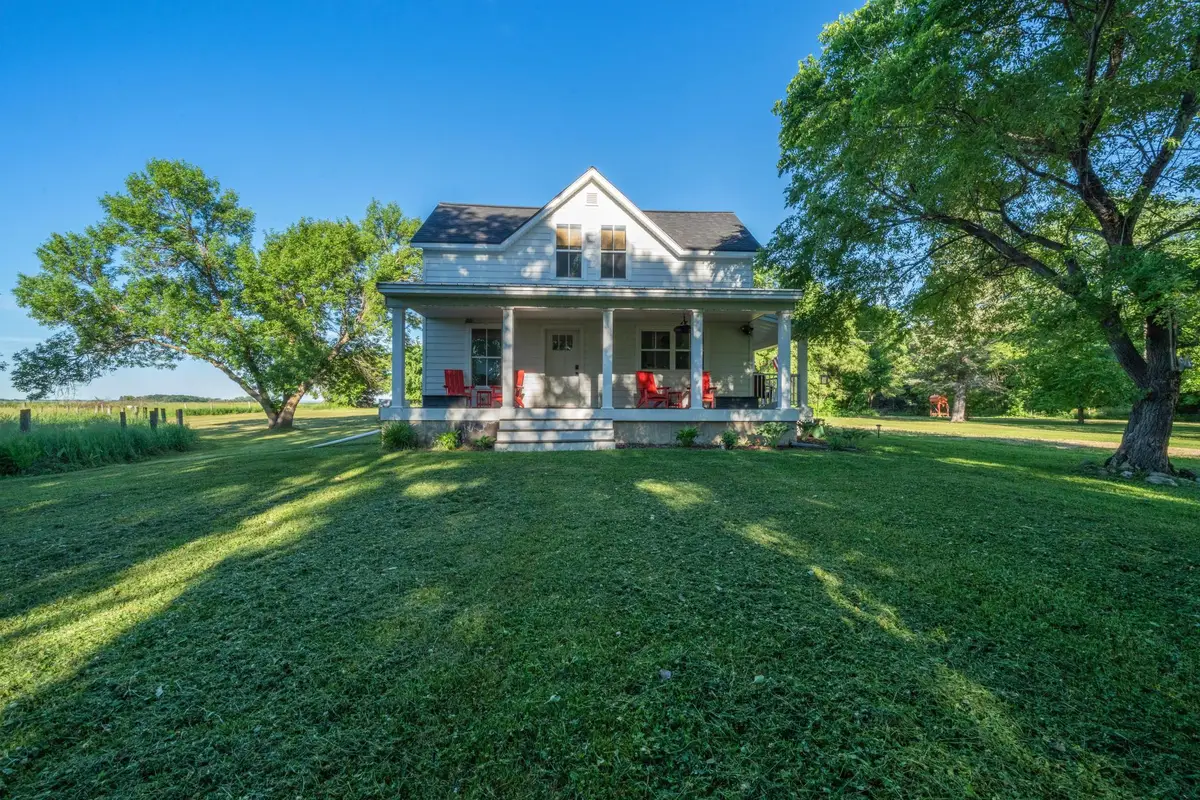 28555 810th Avenue, Graceville, MN 56240 - #1