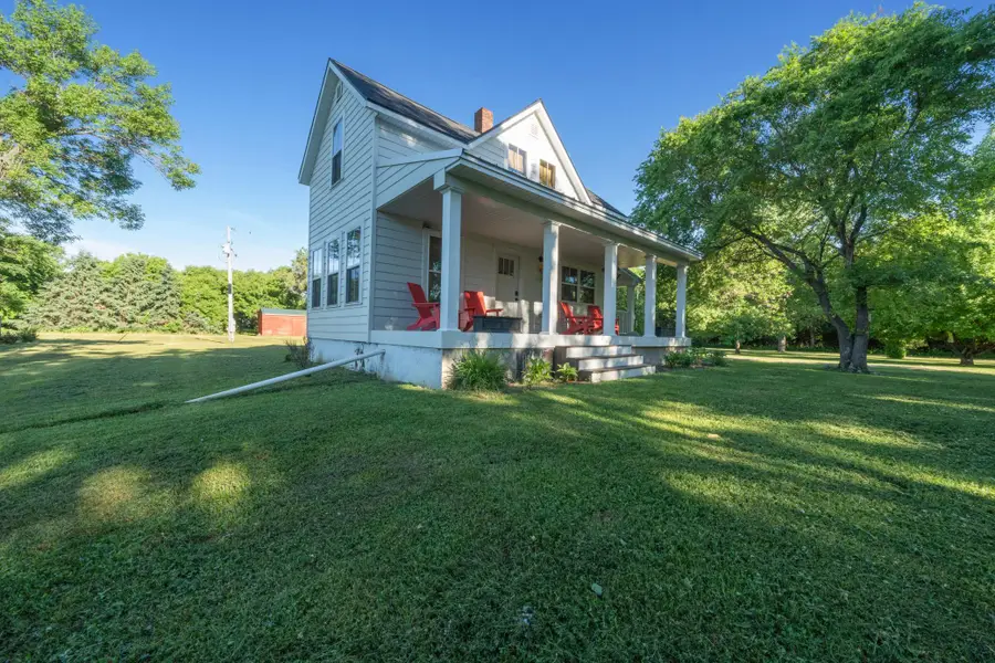 28555 810th Avenue, Graceville, MN 56240 - #2