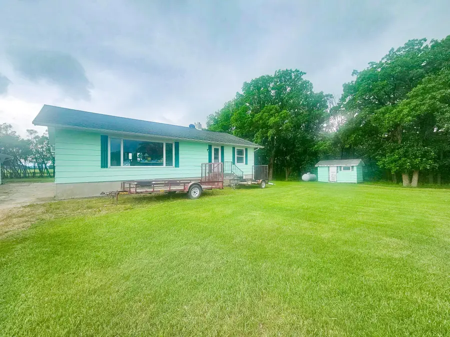 2617 State Highway 175, Hallock, MN 56728 - #2
