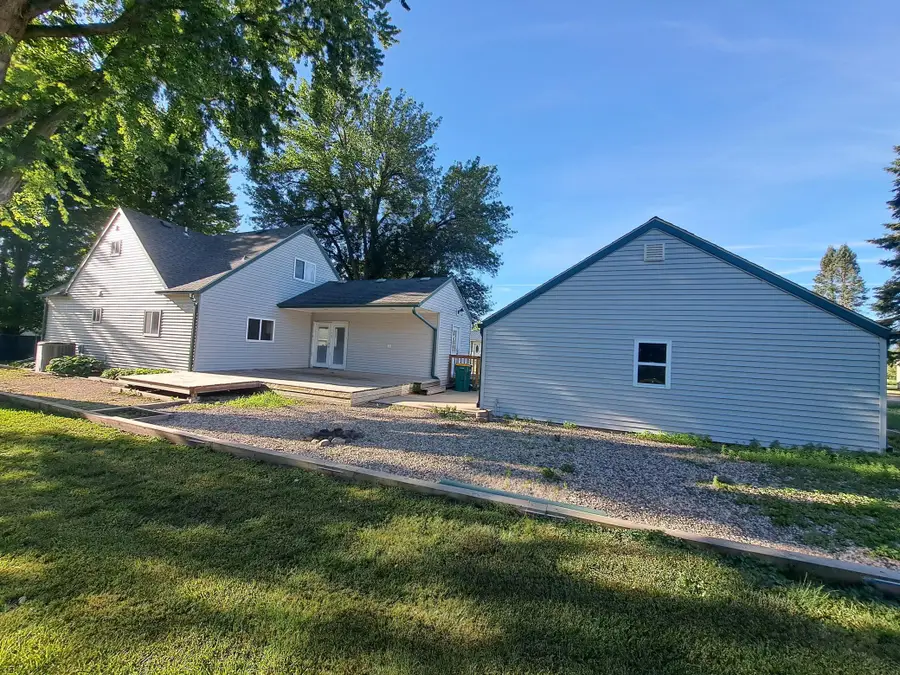 705 Glenview Drive, Albert Lea, MN 56007 - #3