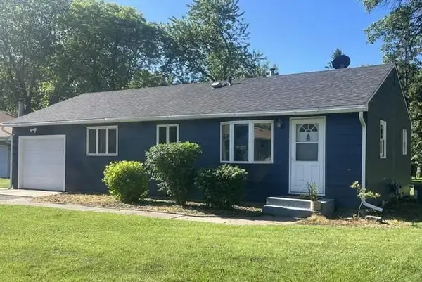 440 106th Avenue Nw, Coon Rapids, MN 55448