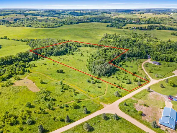 180 Surrey Ridge Trail, Glenwood City, WI 54013