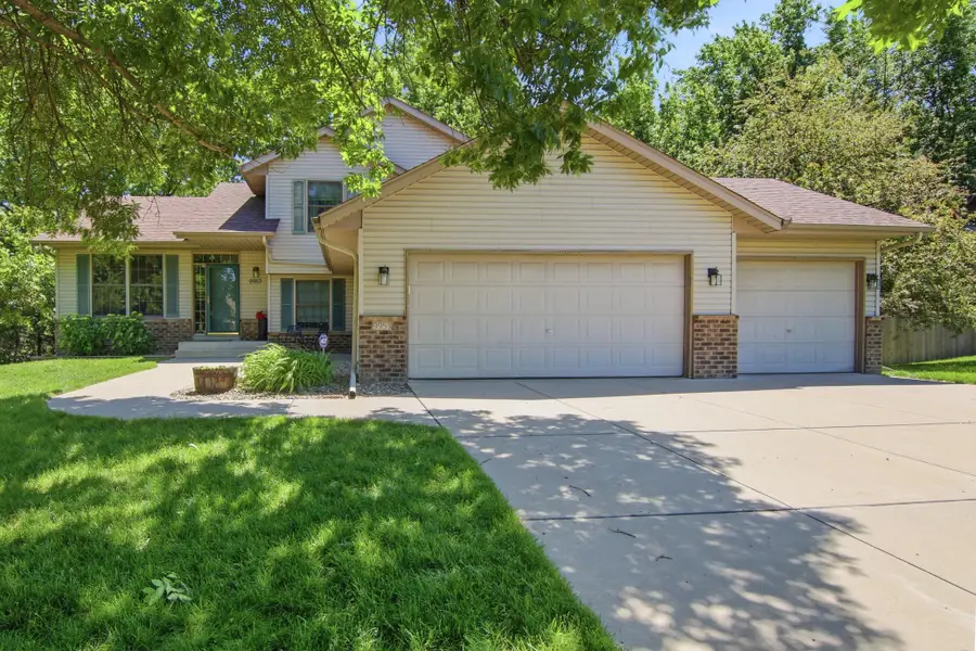 9953 Starlight Drive, Woodbury, MN 55125 - #3