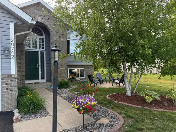 20742 Grafton Avenue N, Forest Lake, MN 55025