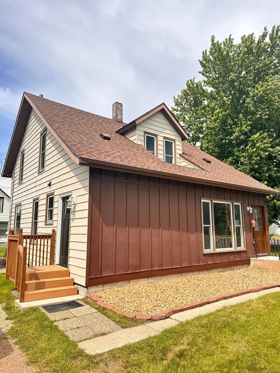 720 Fir Avenue, Bird Island, MN 55310 - #2