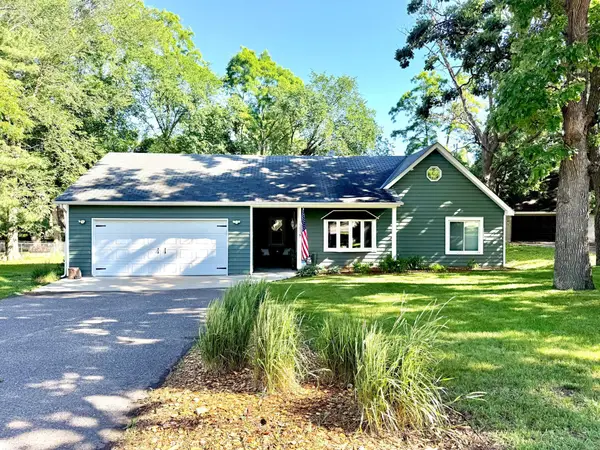 1381 Mississippi Street Ne, Fridley, MN 55432