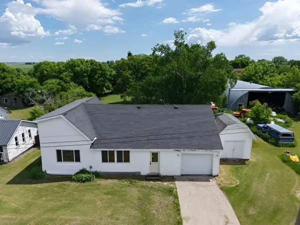 25924 185th Avenue Sw, Crookston, MN 56716