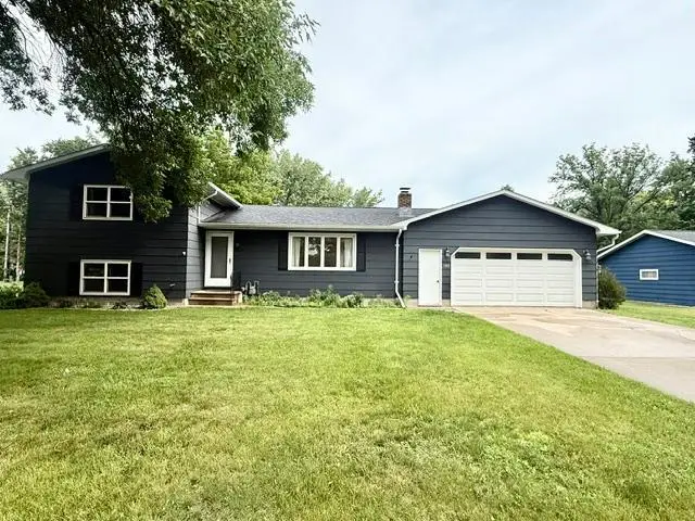 103 Northwood Drive, Redwood Falls, MN 56283 - #3