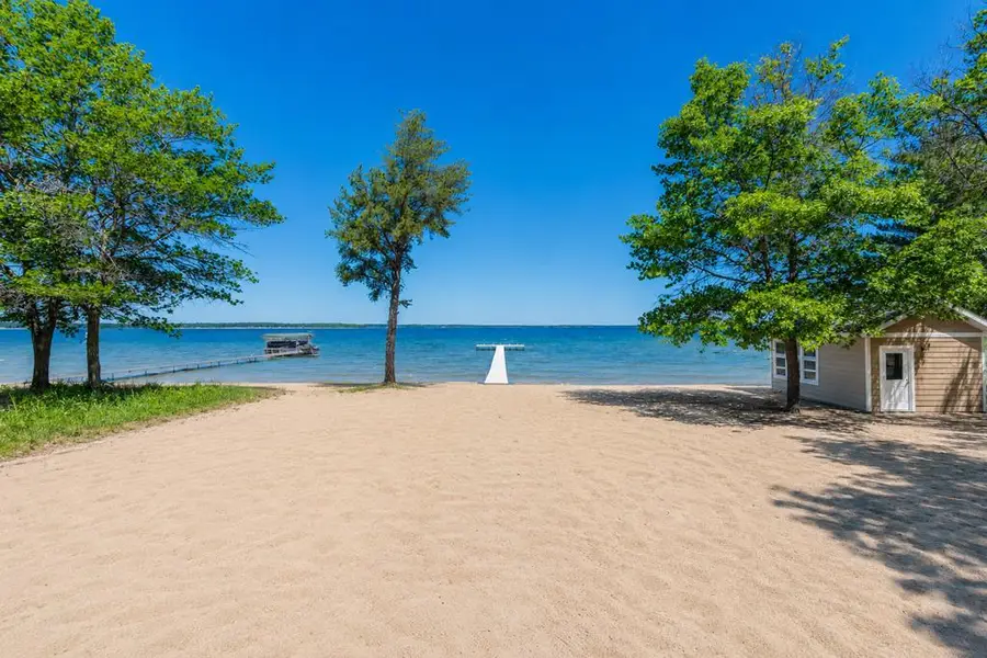 27095 Pelican Lake Road, Merrifield, MN 56465 - #2