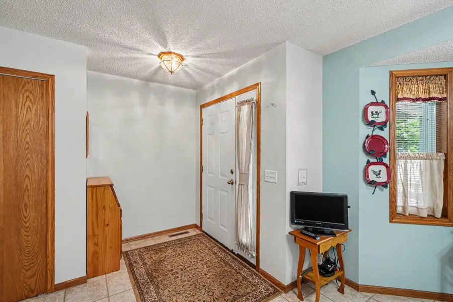 8714 E River Road Nw, Coon Rapids, MN 55433 - #3