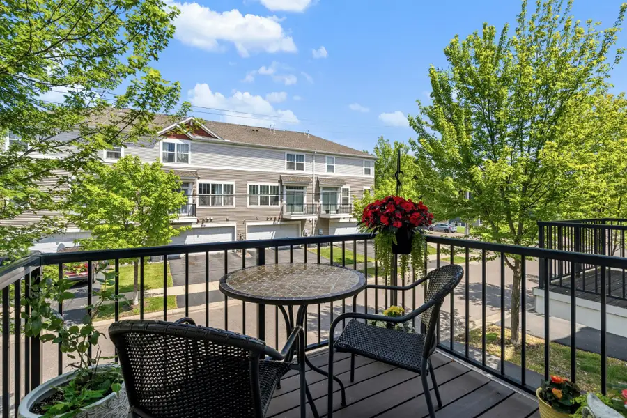 407 Lookout Place Ne, Columbia Heights, MN 55421 - #2