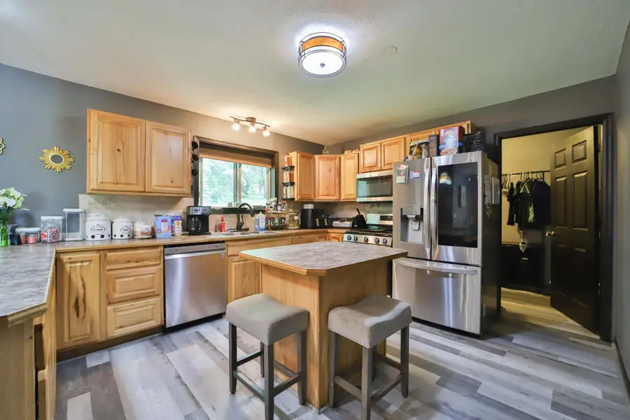 911 8th Street Ne, Little Falls, MN 56345 - #2