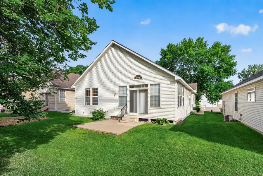 442 Meadowood Lane, Burnsville, MN 55337 - #2