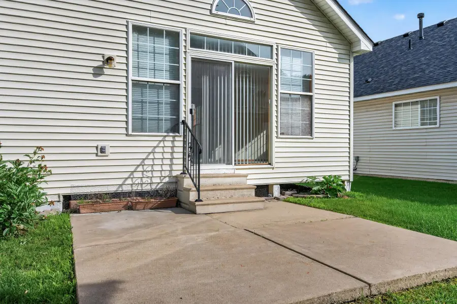 442 Meadowood Lane, Burnsville, MN 55337 - #3