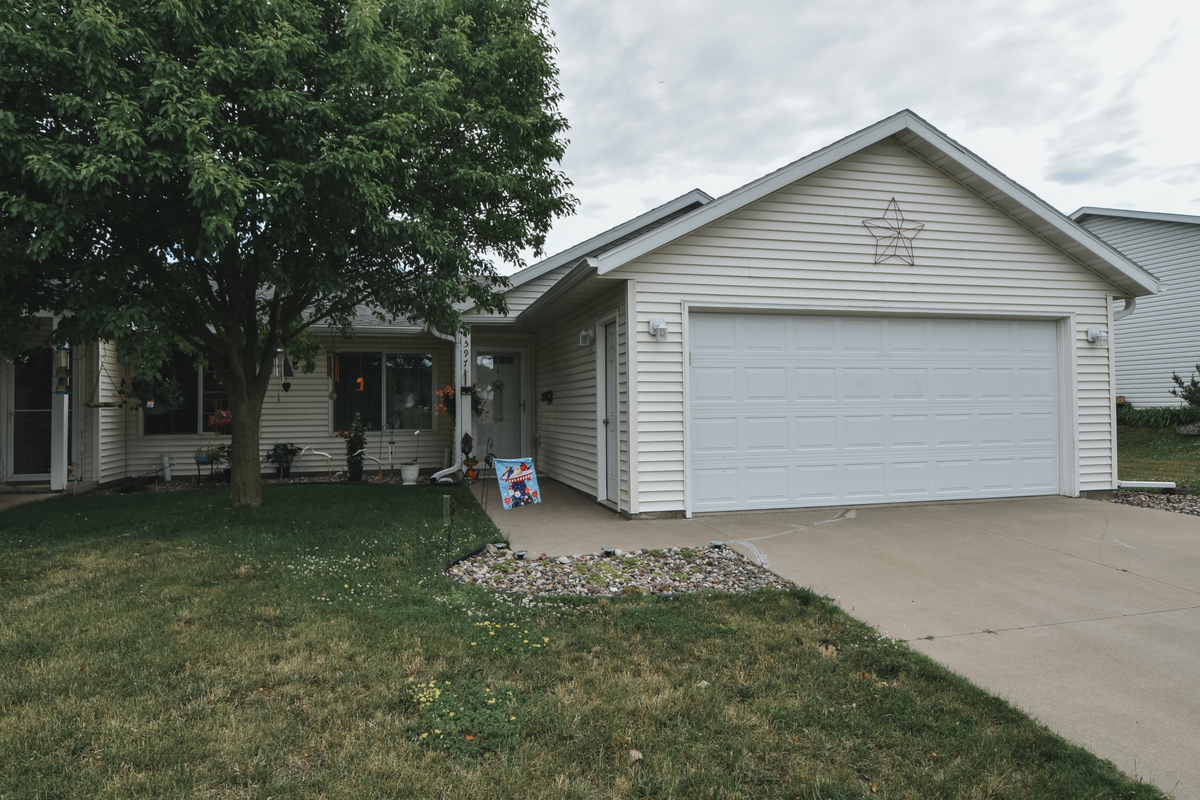 597 19th Street, Zumbrota, MN 55992 - #1