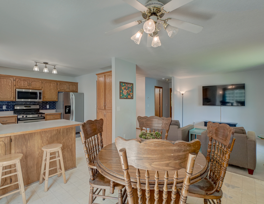 935 2nd Avenue Sw, Forest Lake, MN 55025 - #2