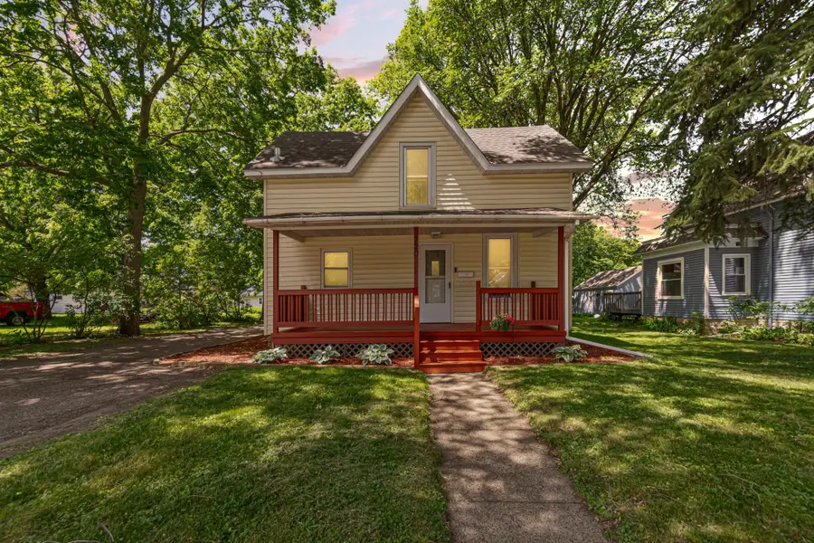 720 8th Avenue Nw, Faribault, MN 55021 - #2