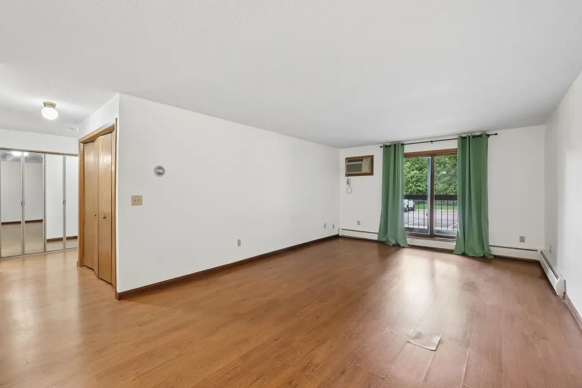 1011 41st Avenue Ne #107, Columbia Heights, MN 55421 - #1