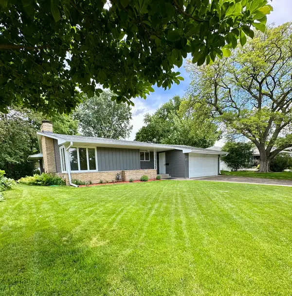 2313 Texas Avenue S, Saint Louis Park, MN 55426