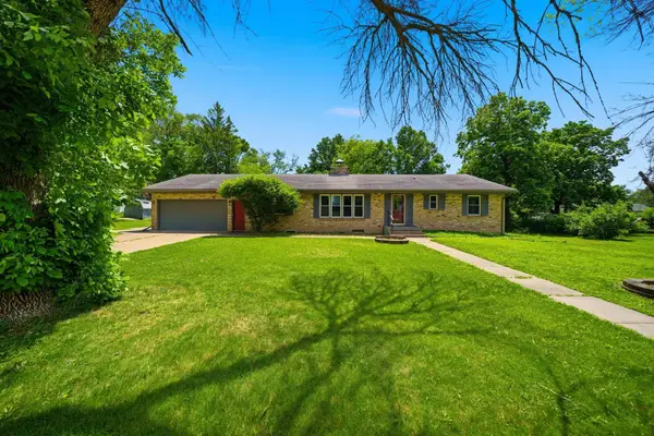 208 Snow Ridge, Le Sueur, MN 56058
