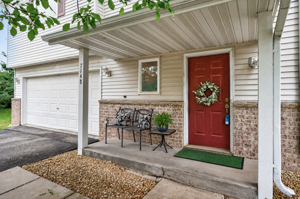 7148 Jorgensen Lane S, Cottage Grove, MN 55016
