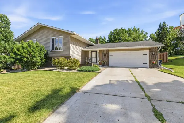 3005 W 135th Street, Burnsville, MN 55337