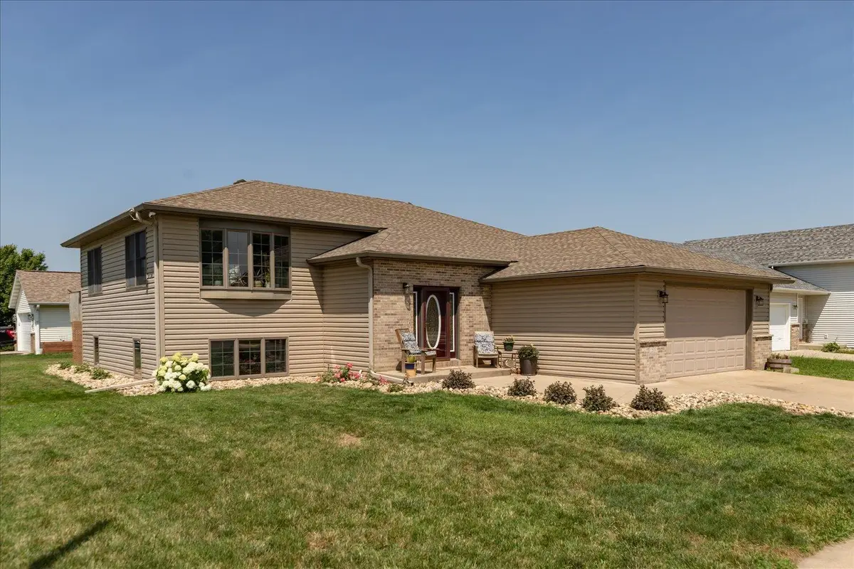 205 10th Avenue Se, Kasson, MN 55944 - #1