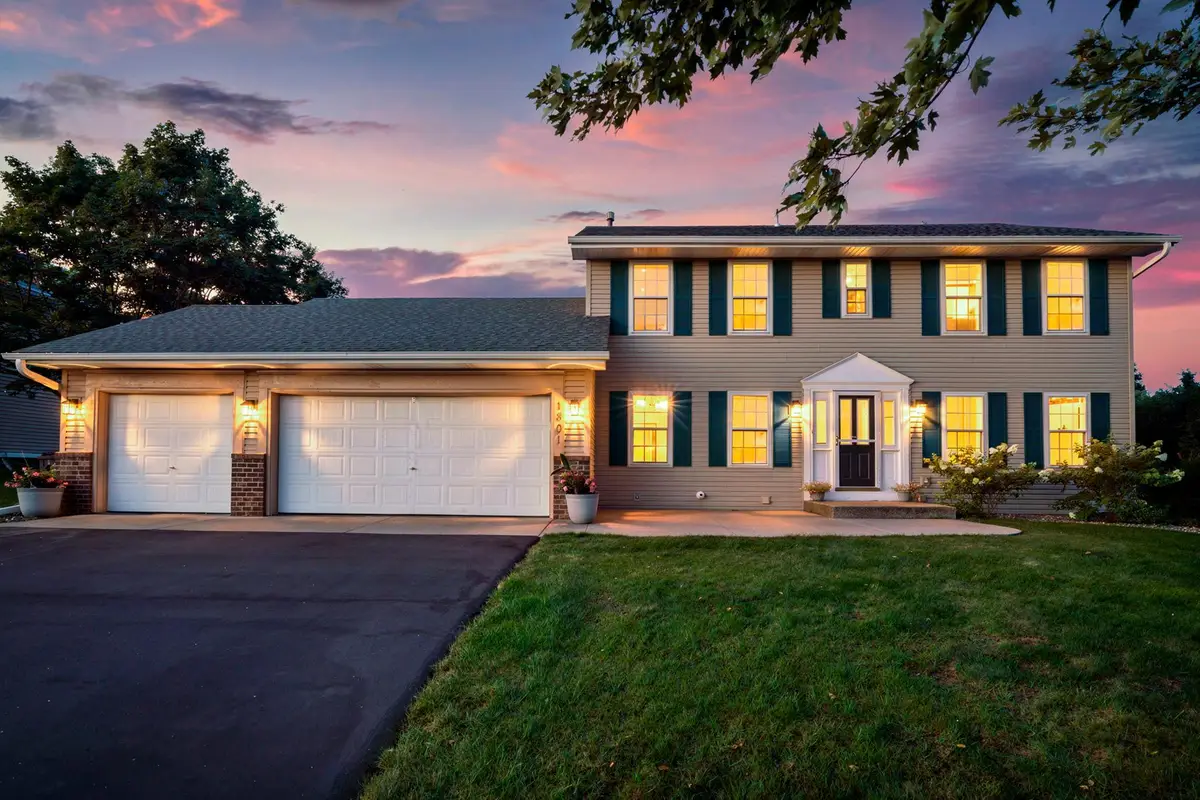 1801 Valley Ridge Trail S, Chanhassen, MN 55317 - #1