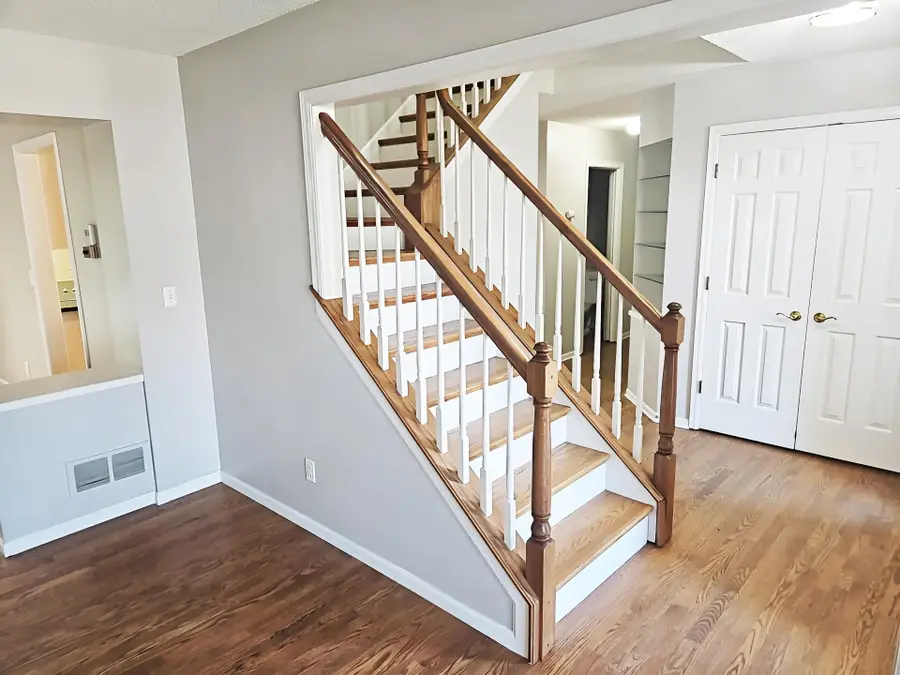 8982 Hunters Trail, Woodbury, MN 55125 - #3