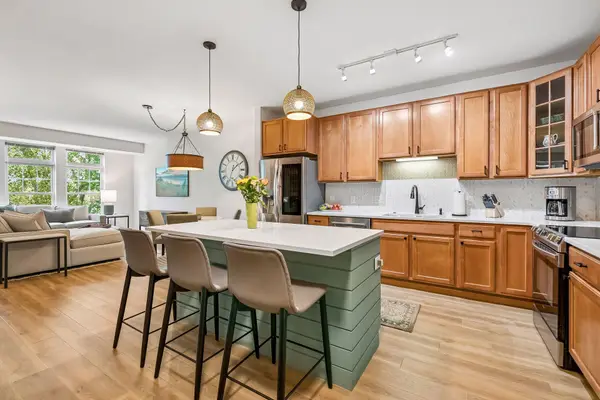 7100 Metro Boulevard #415, Edina, MN 55439