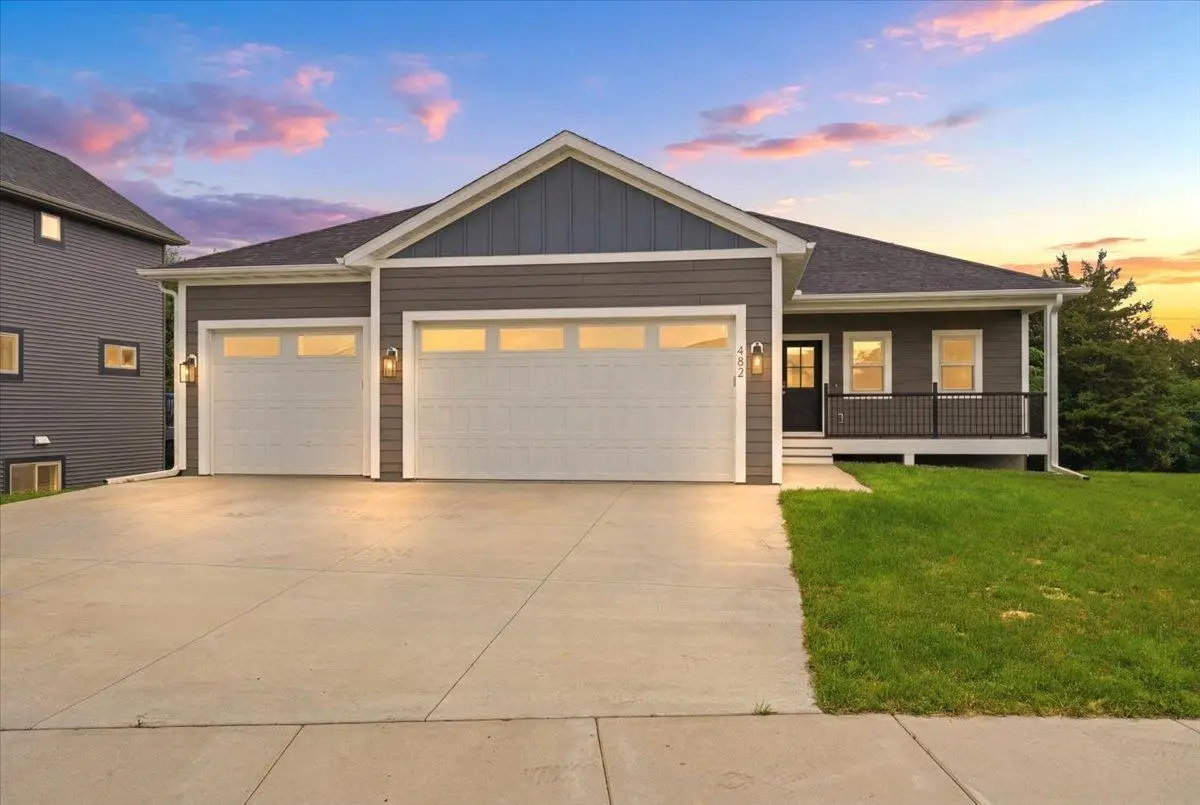 482 Westwood, River Falls, WI 54022 - #1