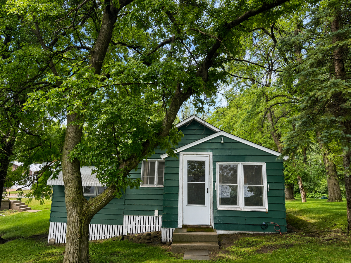 21 N Beaver Lake Road, New Richland, MN 56072 - #1