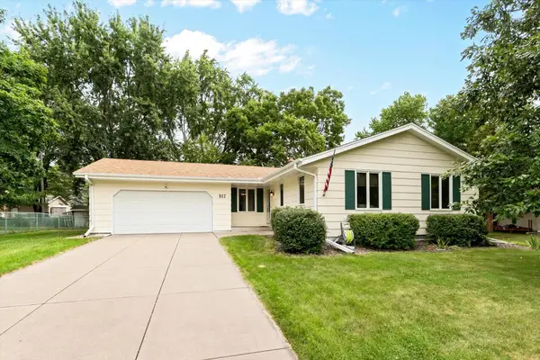 917 Arbogast Street, Shoreview, MN 55126
