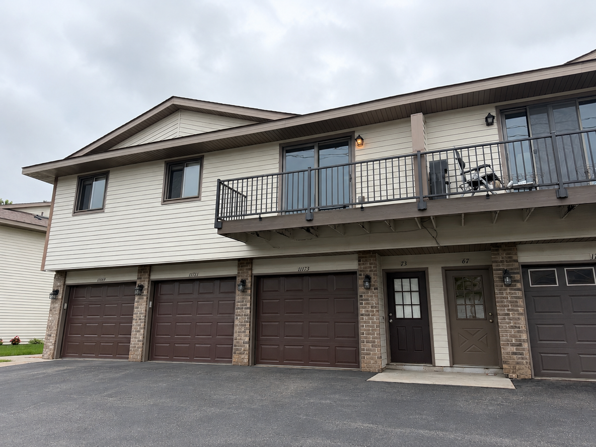 11173 Edgewood Circle N, Champlin, MN 55316 - #1