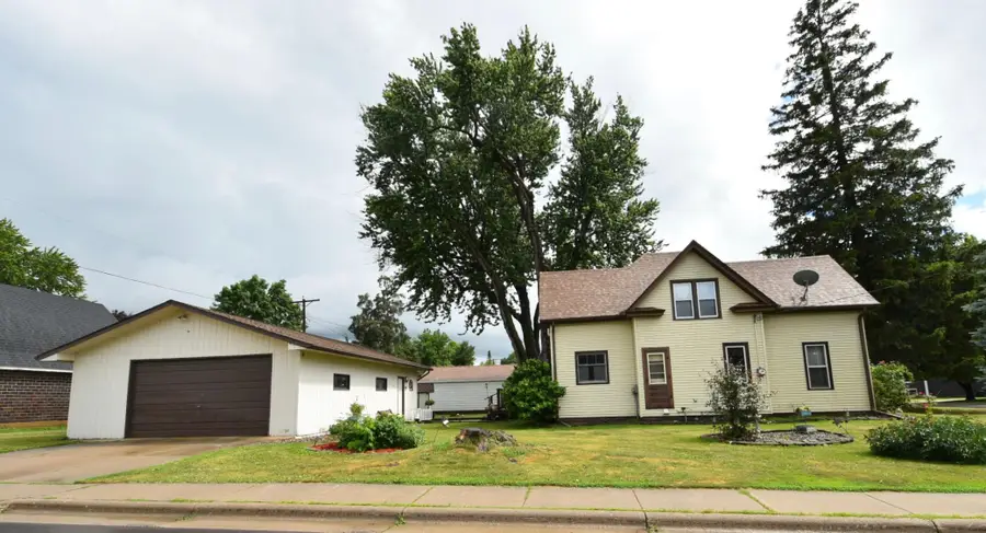 501 1st Avenue Se, Pine Island, MN 55963 - #2