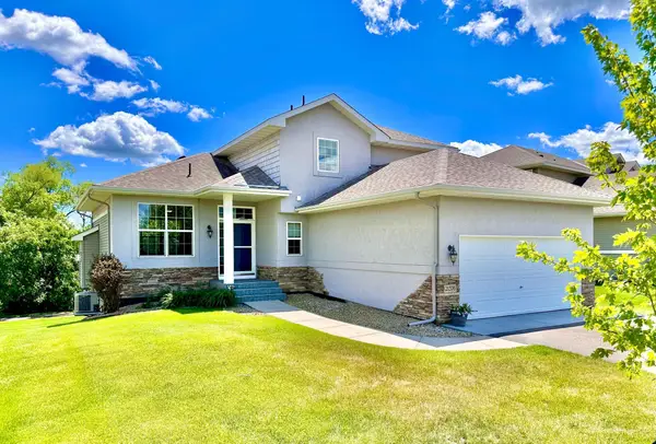 21376 Hytrail Circle, Lakeville, MN 55044