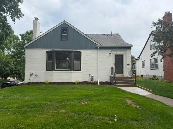 1599 Highland Parkway, Saint Paul, MN 55116