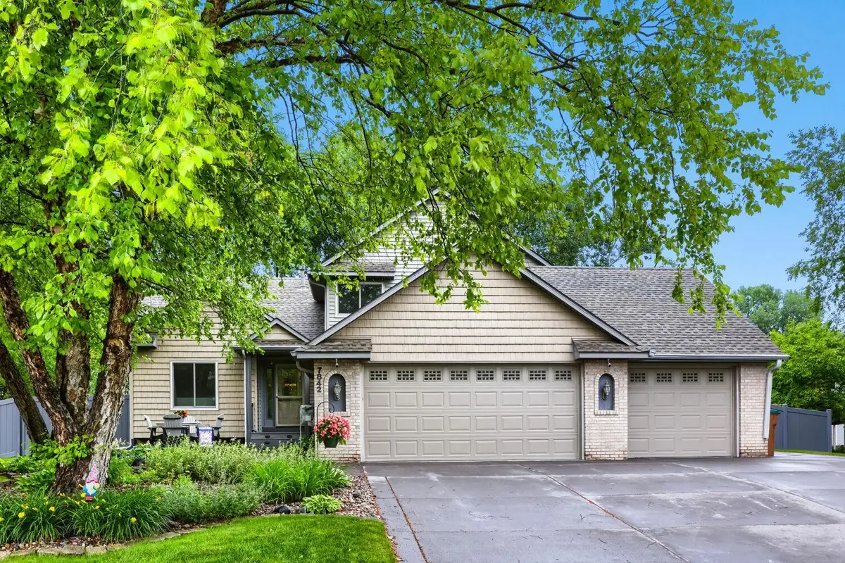 7842 20th Street N, Oakdale, MN 55128 - #1