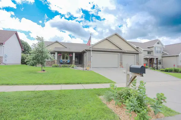 1680 Valley Quail Drive, River Falls, WI 54022