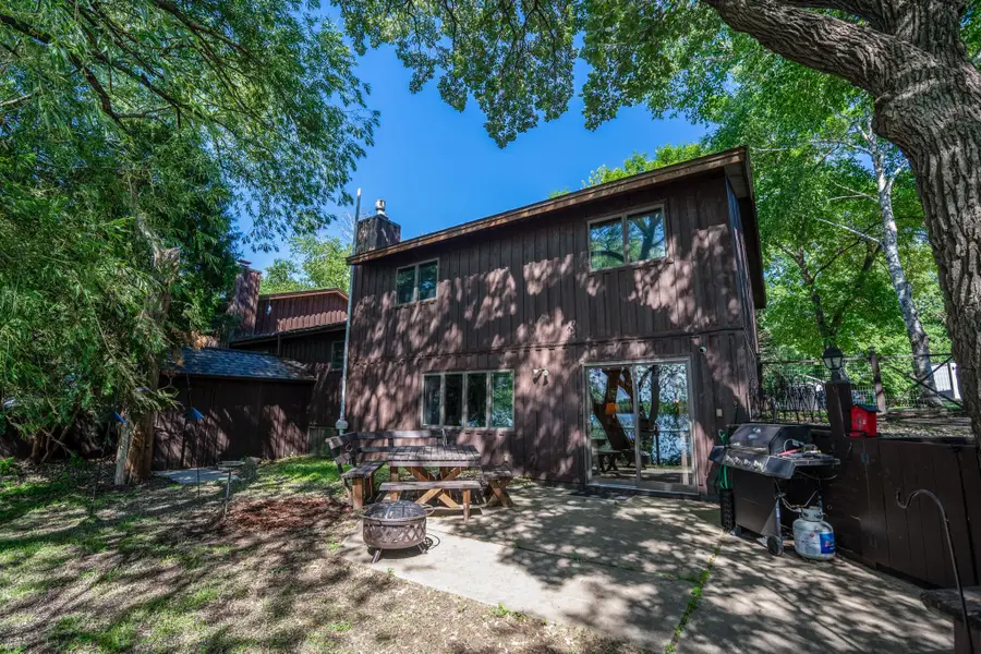 733 11th Street Nw, Willmar, MN 56201 - #3